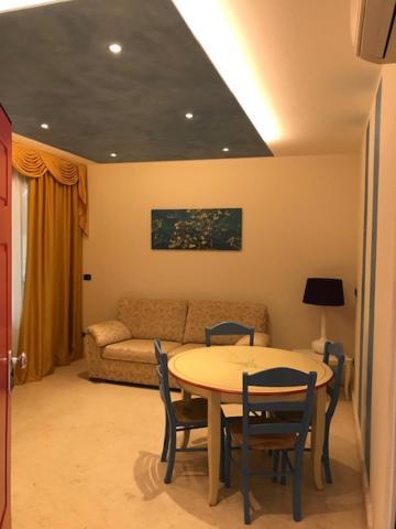 Appartamento Du Lac 2 Desenzano del Garda Dış mekan fotoğraf